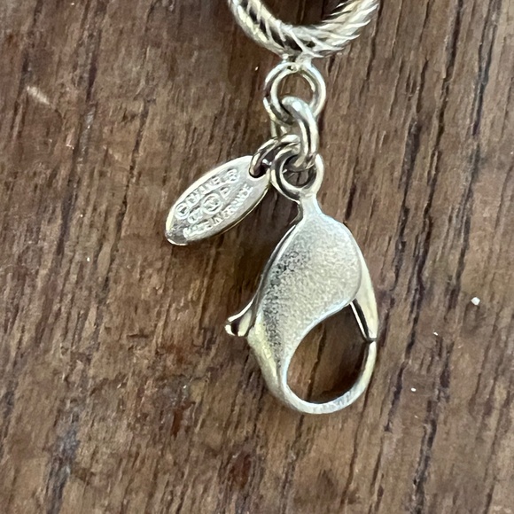 Chanel Bracelet- From 2007 Spring Collection- Faux Pearls and Gemstones - Picture 15 of 16